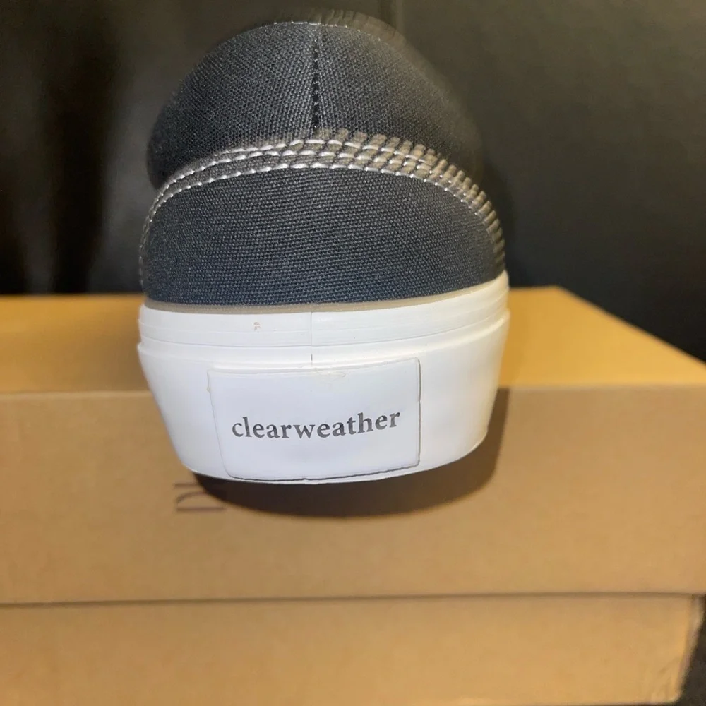 Clear Weather Dodd Unisex Slip on Sneakers Size 9 Men 10.5 Women NIB